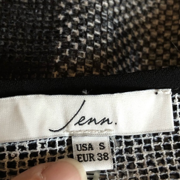 Jenn. Mesh Plaid Crop Top - Picture 7 of 8